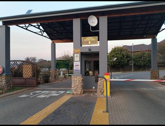 LAND FOR SALE IN PROTEA RIDGE